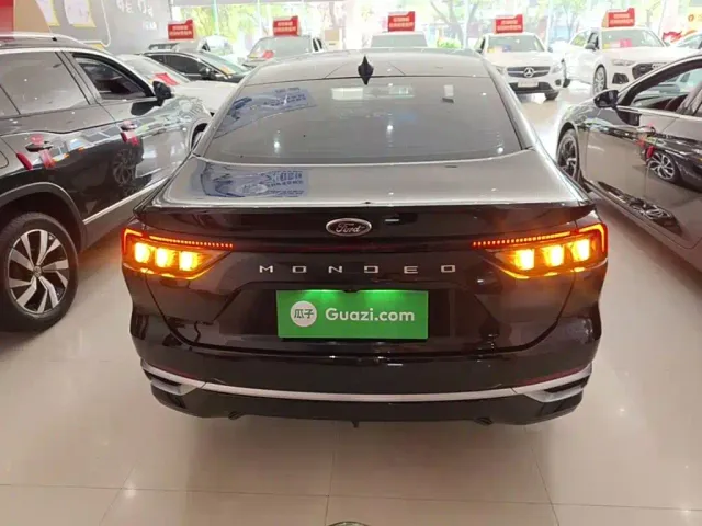 Ford Mondeo — Фото автомобиля 5