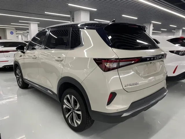 Wuling Asta — Фото автомобиля 13
