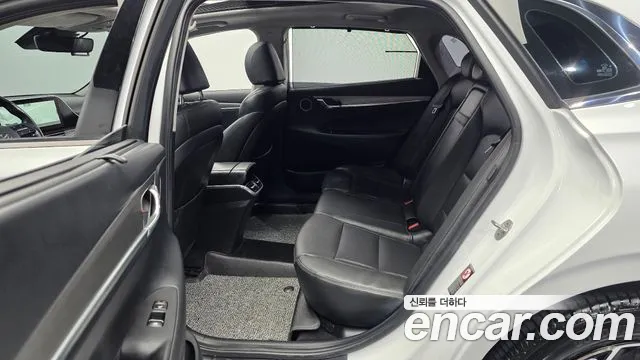 Hyundai Grandeur — Фото автомобиля 23