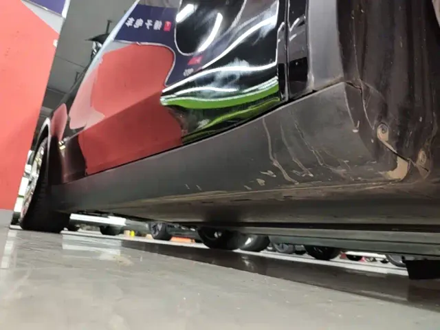 Tesla Model Y — Фото автомобиля 20