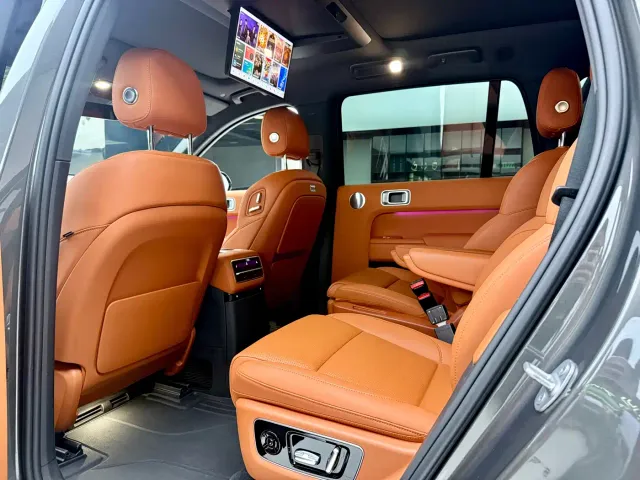 Li Auto L9 — Фото автомобиля 7