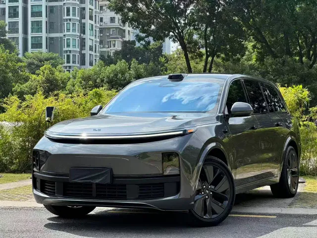 Фотография автомобиля — Li Auto L9