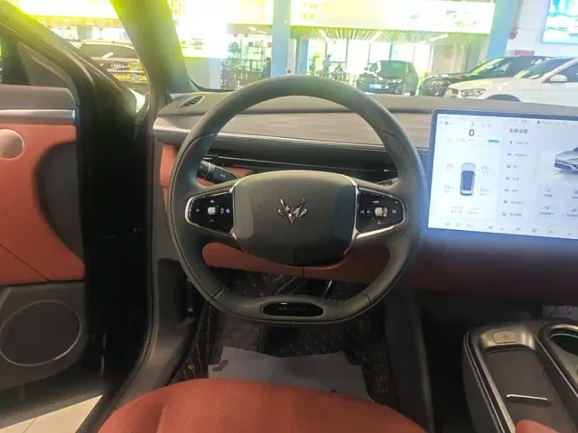 Arcfox Alpha T5 — Фото автомобиля 10