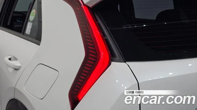 Kia Niro The All New — Фото автомобиля 8