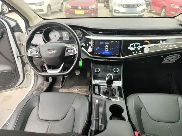 Chery Arrizo 5 — Фото автомобиля 9
