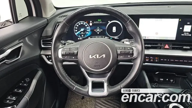Kia Sportage Sportage 5-е поколение Бензин 1.6 турбо 2WD — Фото автомобиля 15
