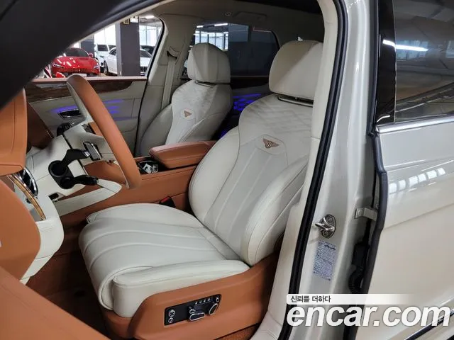 Bentley Bentayga Bentayga 4.0 V8 Atelier Edition — Фото автомобиля 13