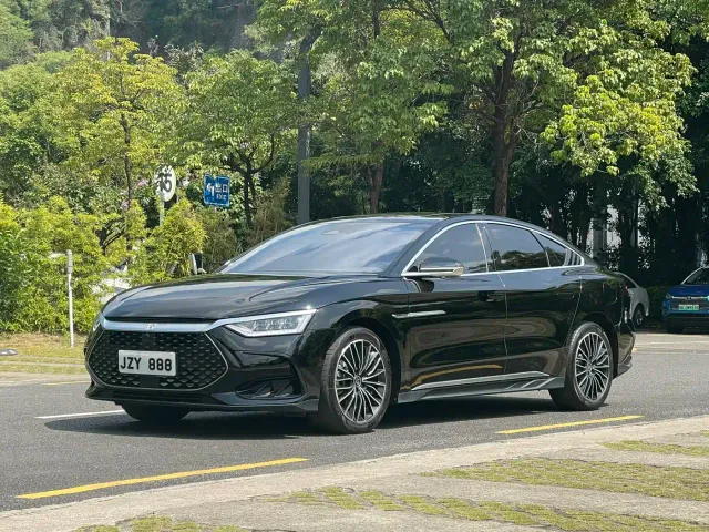 Фотография автомобиля — BYD Han