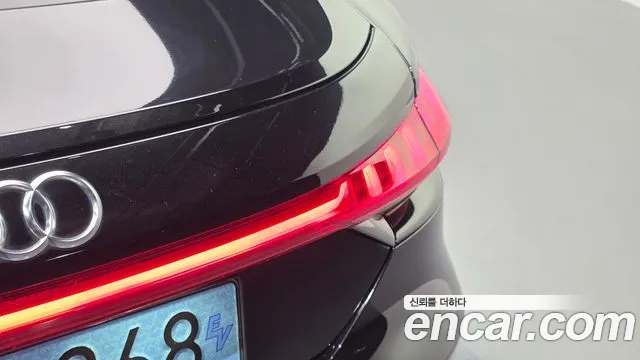 Audi e-tron GT — Фото автомобиля 8