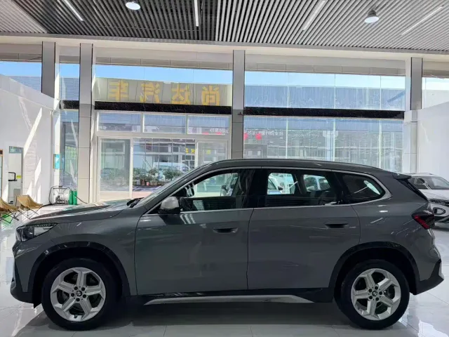 BMW X1 — Фото автомобиля 3