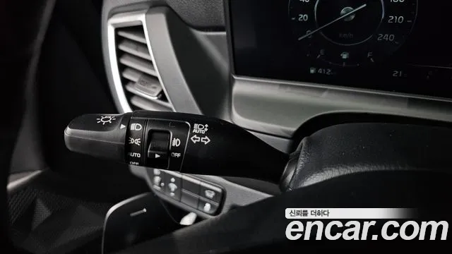 Kia Seltos — Фото автомобиля 13