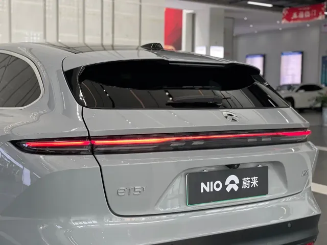 Nio ET5 Touring — Фото автомобиля 16