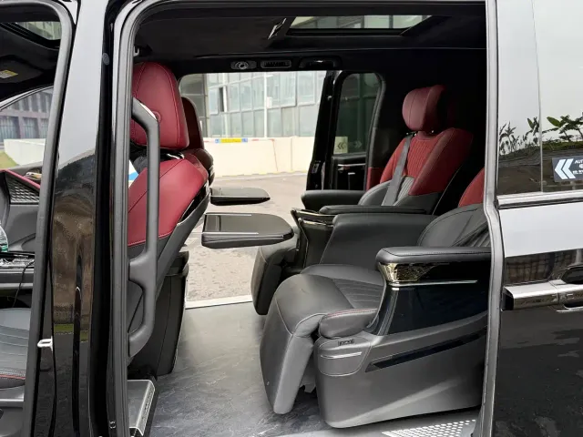 GAC Trumpchi M8 — Фото автомобиля 5