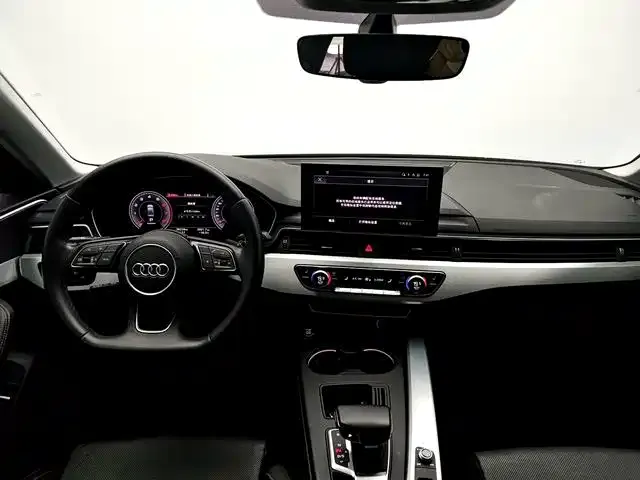 Audi A4L — Фото автомобиля 9