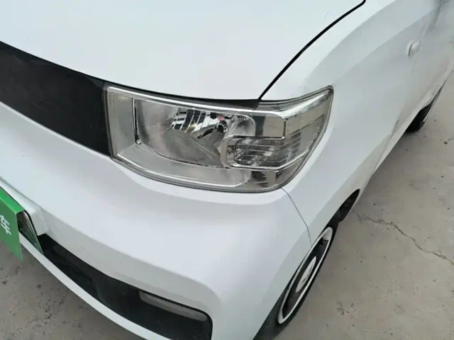 Wuling Hongguang Mini EV — Фото автомобиля 23
