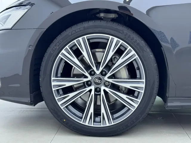 Audi A6L — Фото автомобиля 18
