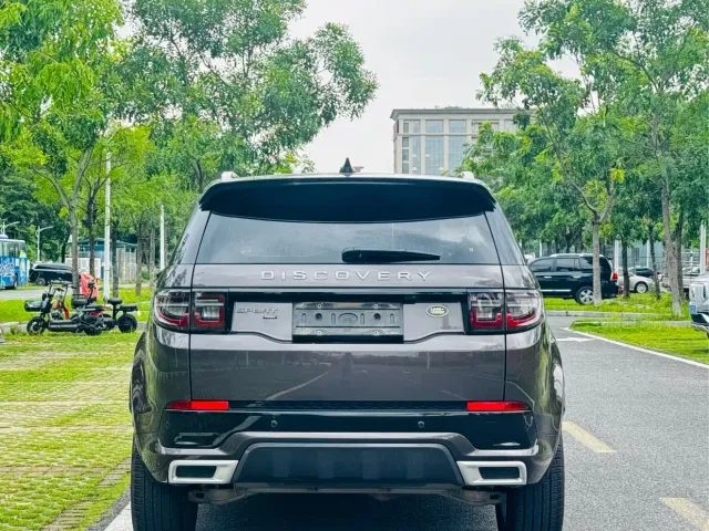 Land Rover Discovery Sport — Фото автомобиля 6
