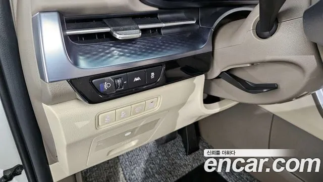 Kia Canival Carnival 4 поколение 9 мест Hi-Limousine — Фото автомобиля 15