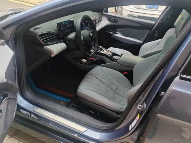 BYD Seal — Фото автомобиля 9