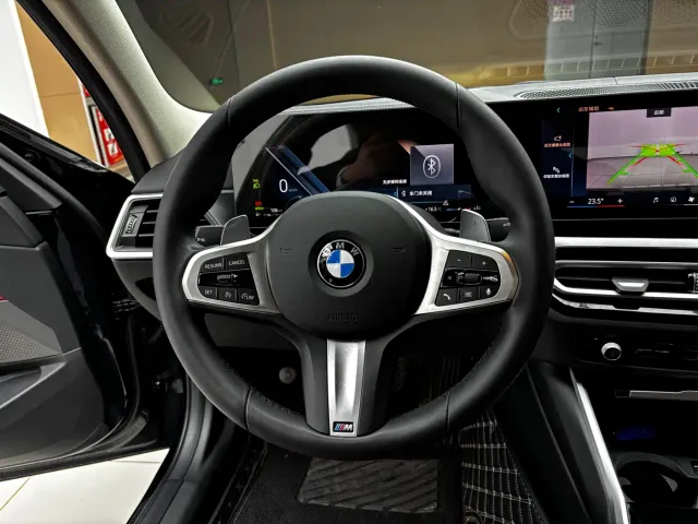 BMW 3 Series — Фото автомобиля 12
