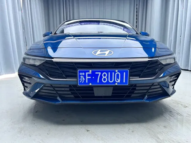 Hyundai Elantra — Фото автомобиля 2