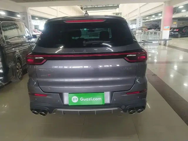 Chery Tiggo 8 — Фото автомобиля 5