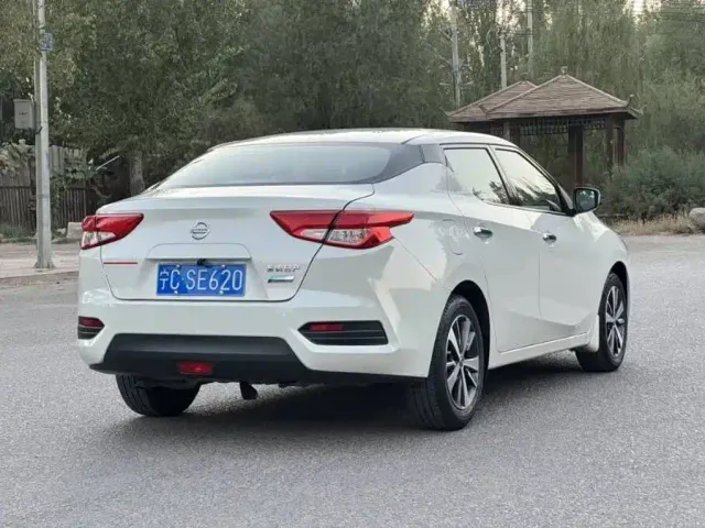 Nissan Bluebird — Фото автомобиля 6