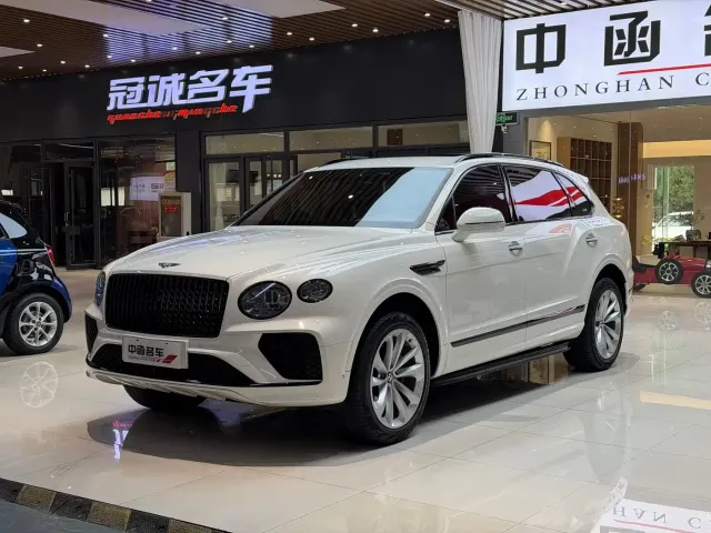 Фотография автомобиля — Bentley Bentayga
