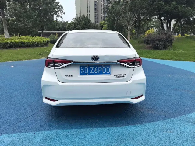 Toyota Corolla — Фото автомобиля 8