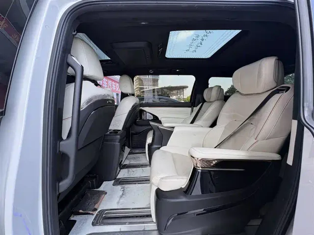 GAC Trumpchi M8 — Фото автомобиля 7