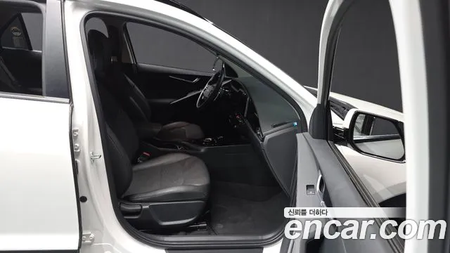 Kia Niro All Niro EV Air — Фото автомобиля 11