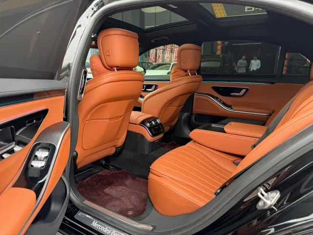 Mercedes-Benz S-Class — Фото автомобиля 5