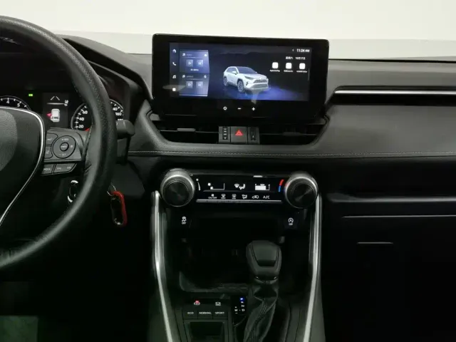 Toyota RAV4 — Фото автомобиля 12