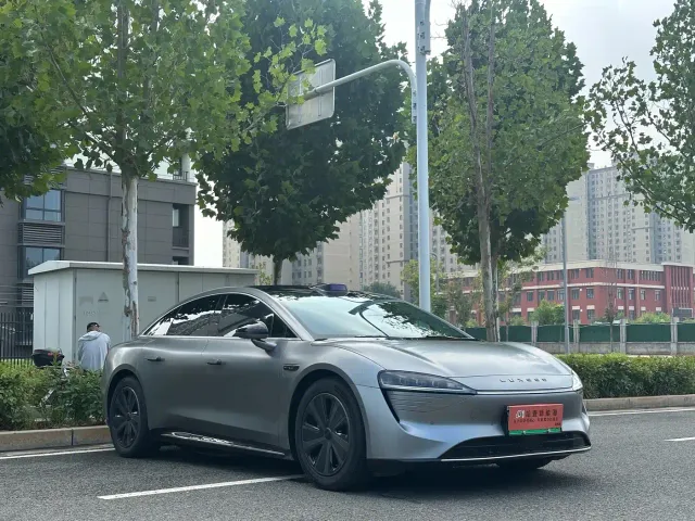 Luxeed S7 — Фото автомобиля 3