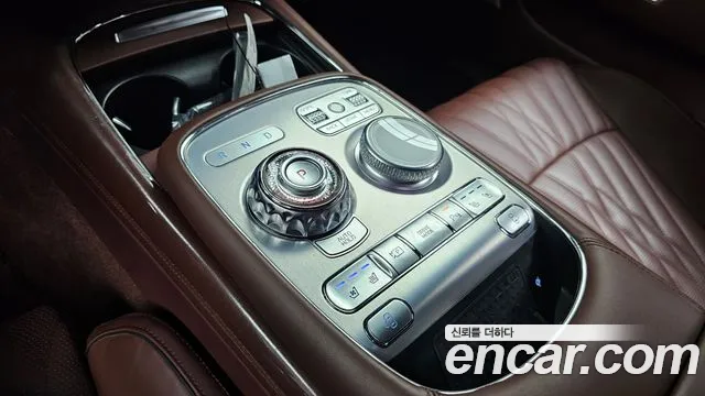 Genesis G90 Бензин 3.5 турбо AWD — Фото автомобиля 7