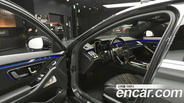 Mercedes-Benz S-Class — Фото автомобиля 10
