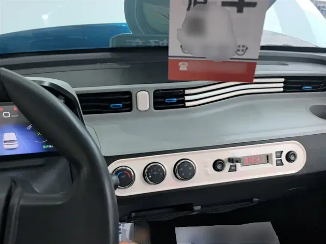 Wuling Hongguang Mini EV — Фото автомобиля 9