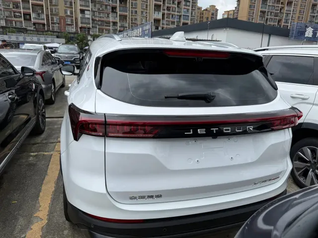 Jetour X70 Plus — Фото автомобиля 16