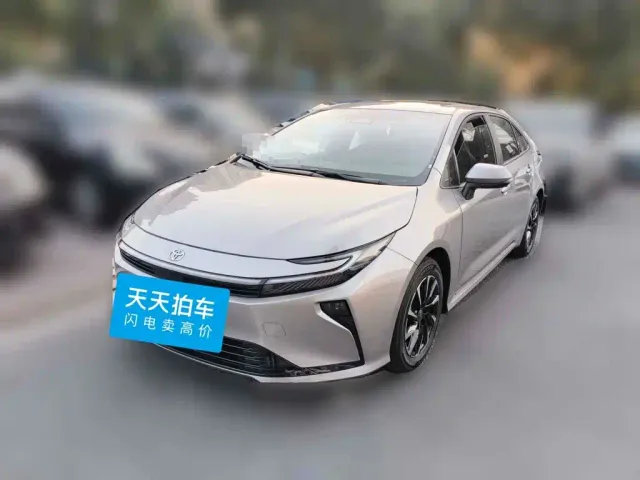 Фотография автомобиля — Toyota Corolla