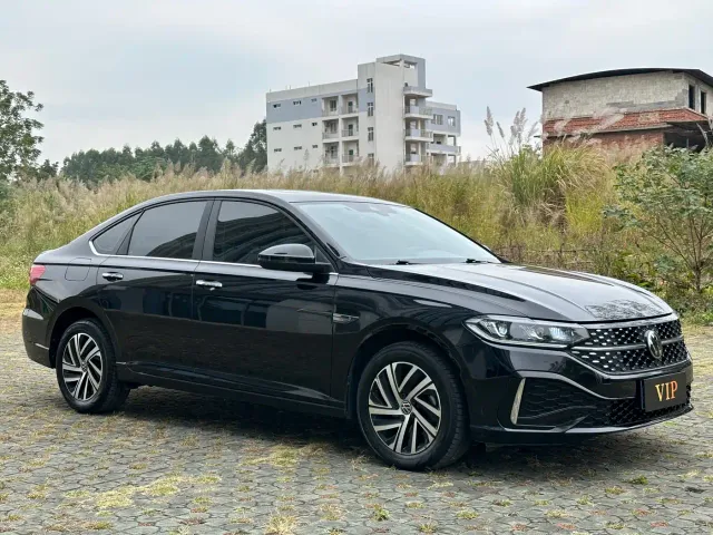 Volkswagen Lavida — Фото автомобиля 3
