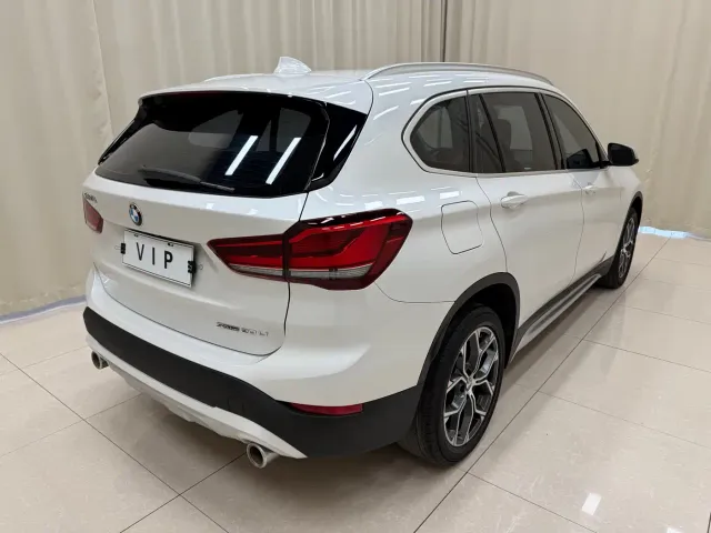 BMW X1 — Фото автомобиля 5