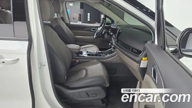 Kia Carnival 4th Gen — Фото автомобиля 16