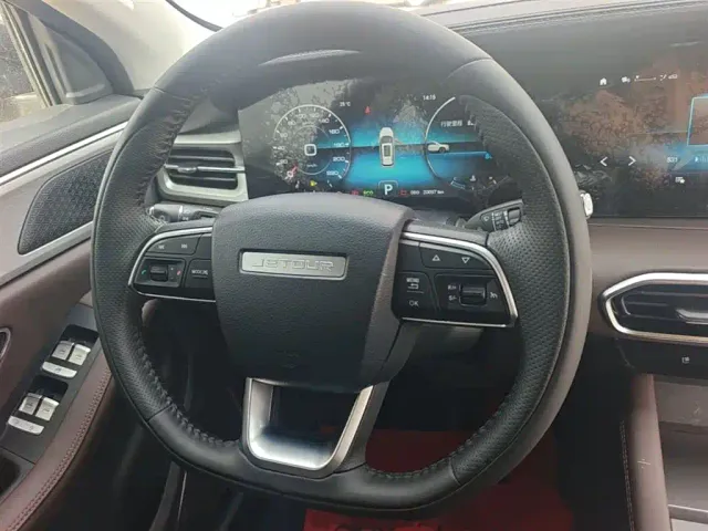 Jetour X90 Plus — Фото автомобиля 10