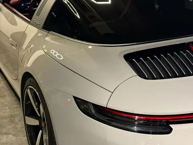 Porsche 911 — Фото автомобиля 3