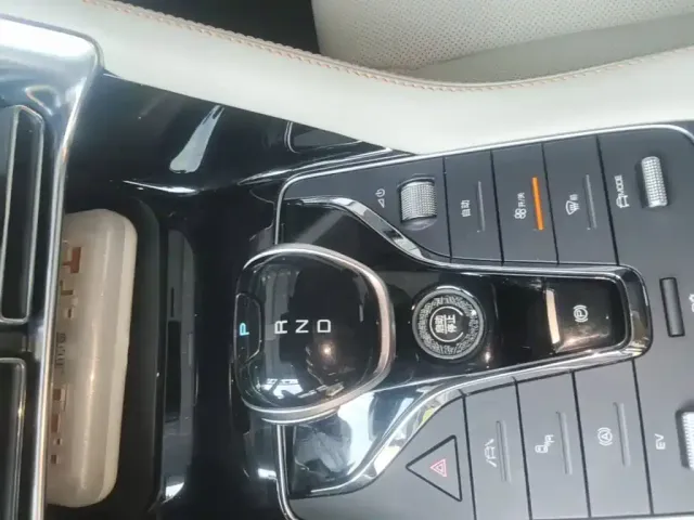 BYD Song PLUS PHEV 2021 DM-i 110KM Flagship PLUS — Фото автомобиля 13