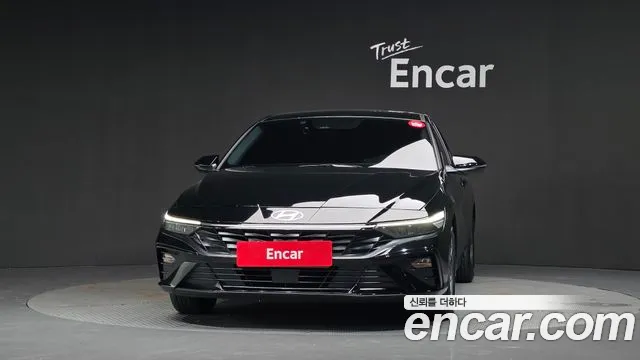 Hyundai Avante CN7 — Фото автомобиля 3