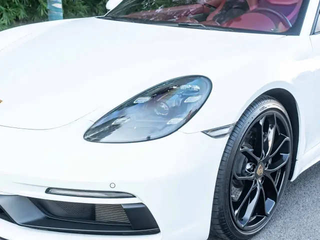 Porsche 718 — Фото автомобиля 4