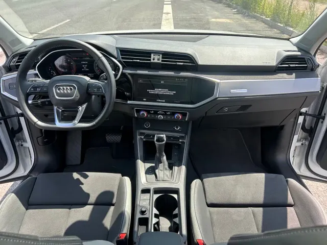 Audi Q3 — Фото автомобиля 8