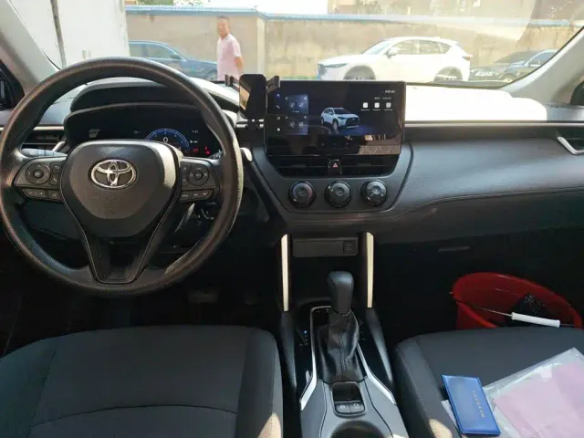 Toyota Corolla Cross — Фото автомобиля 5