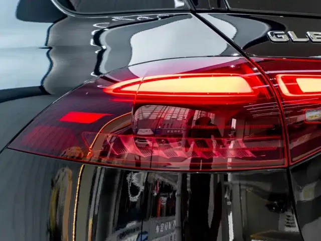 Mercedes-Benz GLE-Class — Фото автомобиля 9